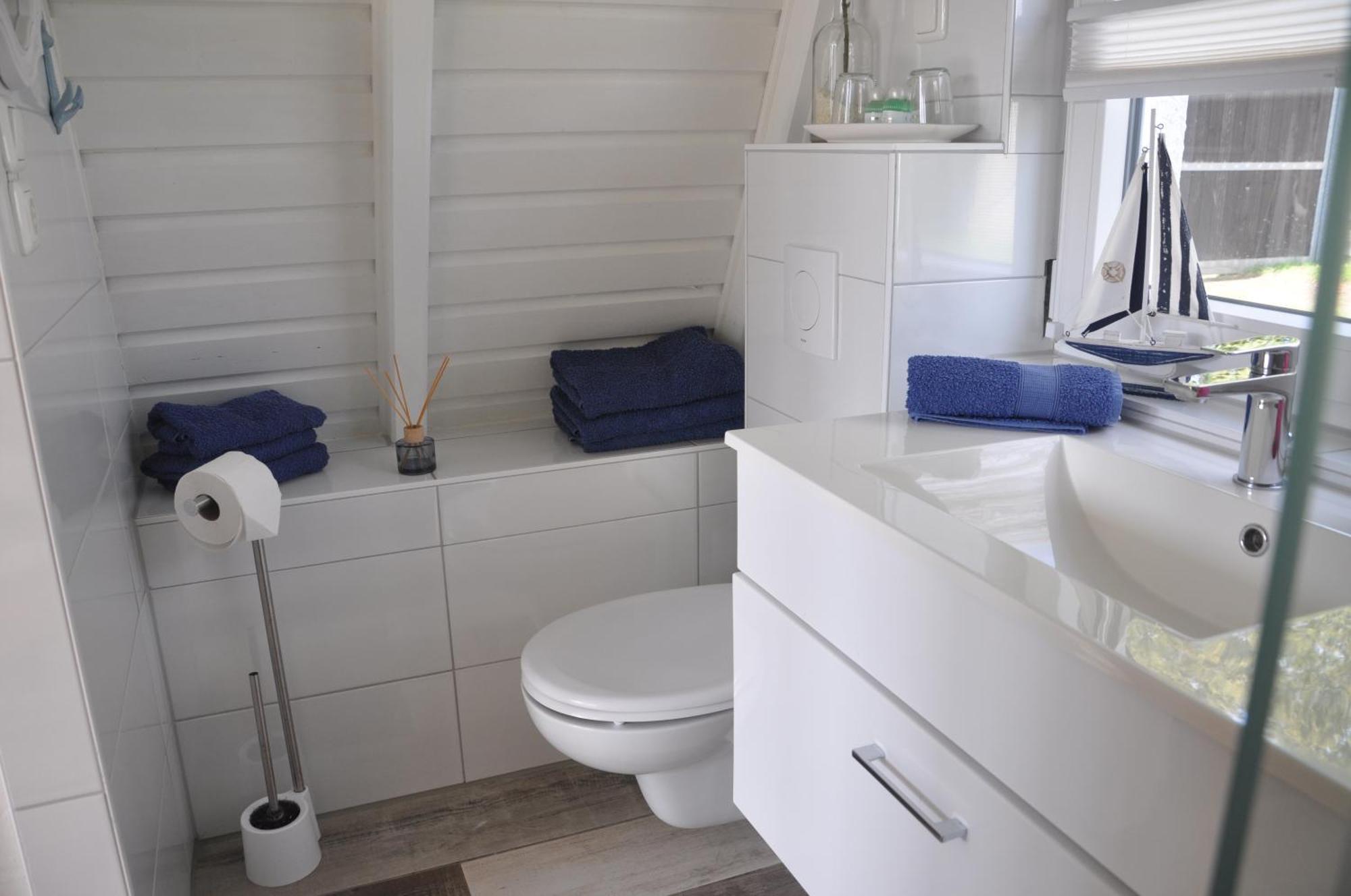 Ferienhaus Naehe Warnemuende 3 奥门豪斯特 外观 照片